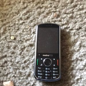 Cellphone if looking one